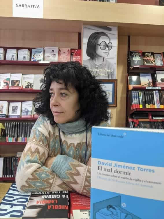 olivia lahoya libreria estudio recomienda libro el mal dormir david jiménez torres libros del asteroide ensayo literario